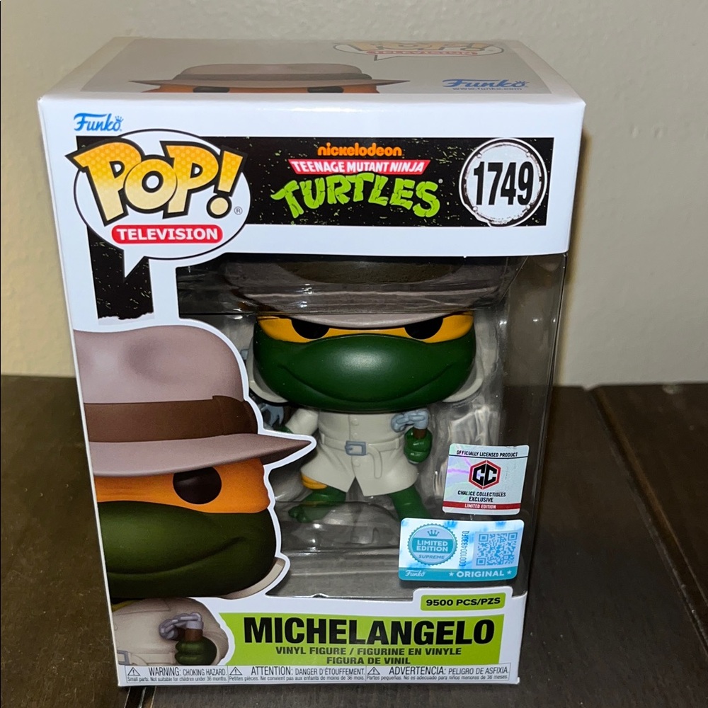 Funko Pop! Television Michelangelo Vinyl Figure — Green, Beige, Brown